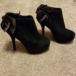 Black Booties size 8